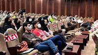 سمینار آموزشی "مروری بر عوارض جراحی های دهان، کشیدن دندان و مدیریت آن ها"